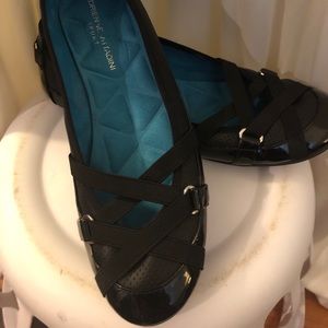 Adrienne Vittadini sport flats